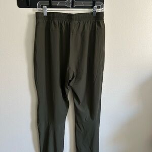Baleaf Unisex OliveGreen Athletic Tapered Workout Gym Quick Dry Joggers Zip Pkts